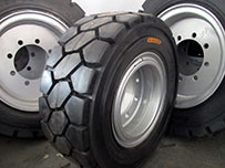 山东聚氨酯实心轮胎